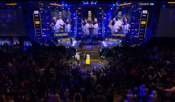 萨的更衣室 萨的更衣室