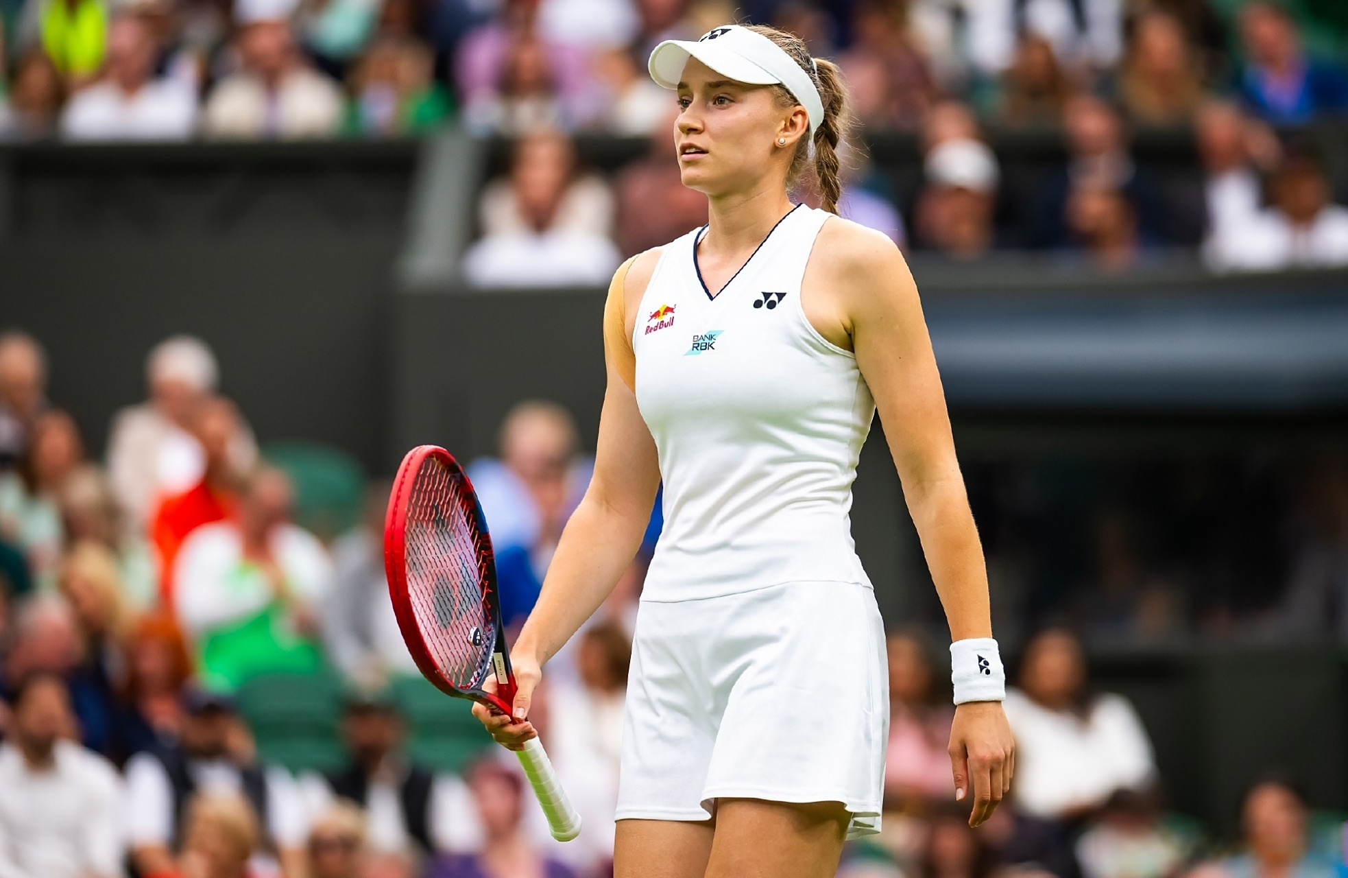 这背后究竟 这背后究竟